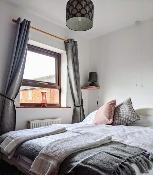Baker'S Cottage, Urban Spa And Garden Bar Evesham Esterno foto