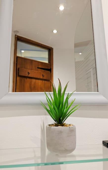 Baker'S Cottage, Urban Spa And Garden Bar Evesham Esterno foto