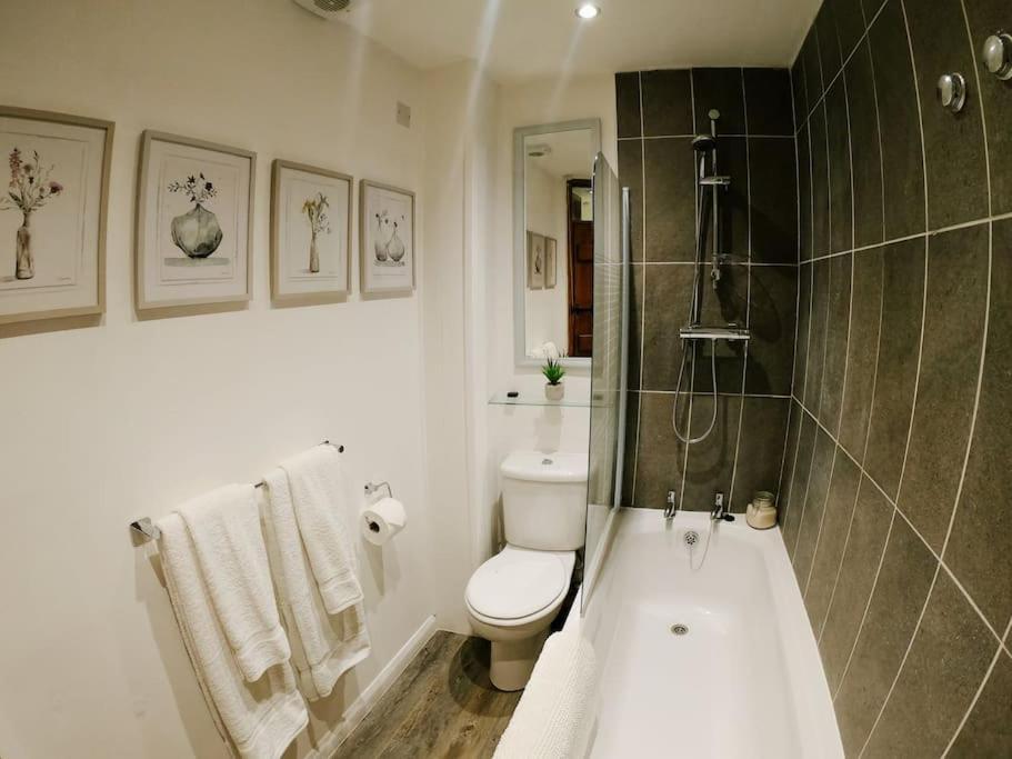 Baker'S Cottage, Urban Spa And Garden Bar Evesham Esterno foto